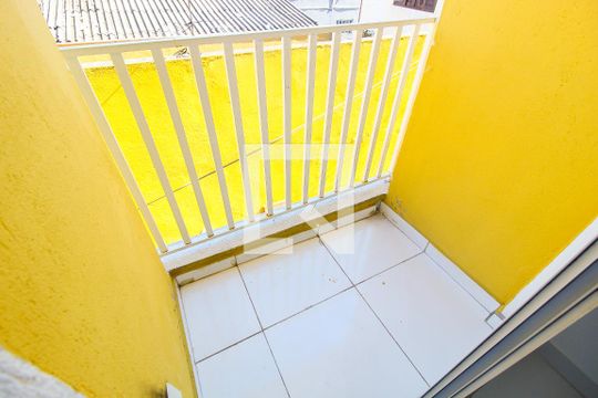 Sacada do Quarto 2 de casa de condomínio para alugar com 2 quartos, 55m² em Vila Princesa Isabel, São Paulo