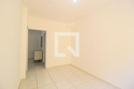 Casa de Condomínio para alugar com 2 quartos, 55m² em Vila Princesa Isabel, São Paulo