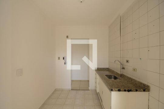 Cozinha de apartamento para alugar com 3 quartos, 65m² em Parque Terra Nova, São Bernardo do Campo