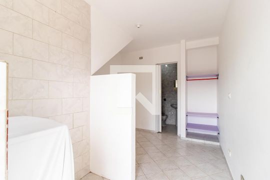 Kitnet/Studio para alugar com 1 quarto, 18m² em Santa Quiteria, Curitiba