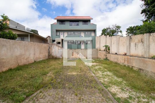 Fachada de kitnet/studio para alugar com 1 quarto, 18m² em Santa Quiteria, Curitiba