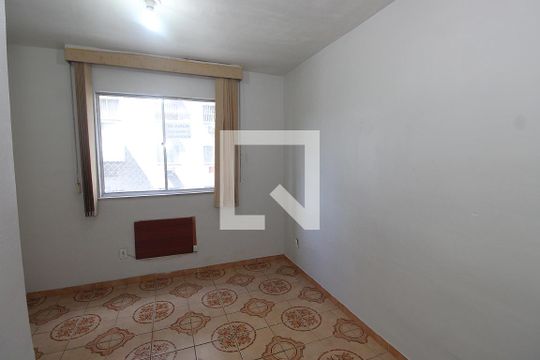 Quarto 2 de apartamento para alugar com 2 quartos, 57m² em Tomás Coelho, Rio de Janeiro