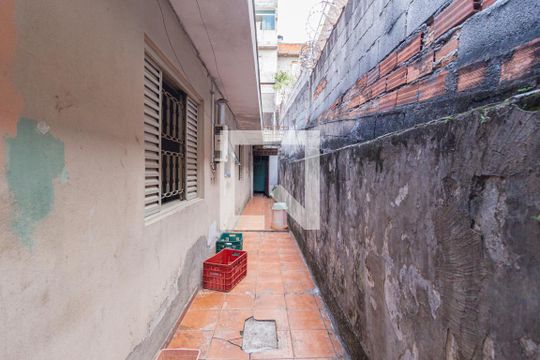 Corredor de casa à venda com 2 quartos, 125m² em Jardim das Flores, Osasco