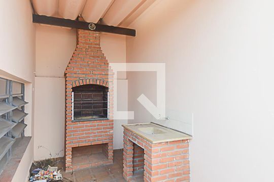 Churrasqueira de casa à venda com 3 quartos, 130m² em Vila Alves Dias, São Bernardo do Campo