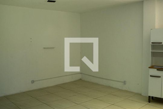 Sala de apartamento para alugar com 1 quarto, 100m² em Rocha Sobrinho, Mesquita