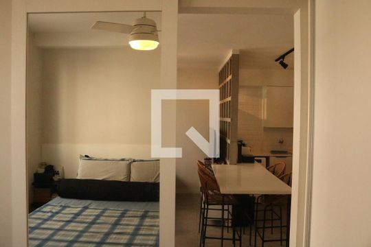 Quarto de apartamento à venda com 1 quarto, 34m² em Barra Funda, São Paulo