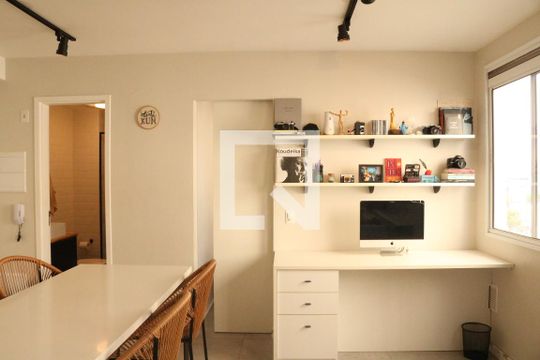 Sala de apartamento à venda com 1 quarto, 34m² em Barra Funda, São Paulo