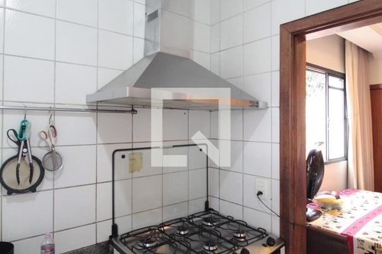 Cozinha e Área de Serviço de apartamento à venda com 3 quartos, 58m² em Jardim Atlântico, Belo Horizonte