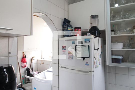Cozinha e Área de Serviço de apartamento à venda com 3 quartos, 58m² em Jardim Atlântico, Belo Horizonte