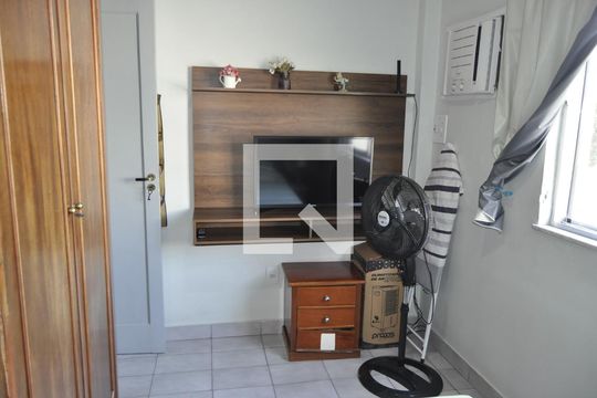 Quarto  de apartamento à venda com 2 quartos, 55m² em Pilares, Rio de Janeiro