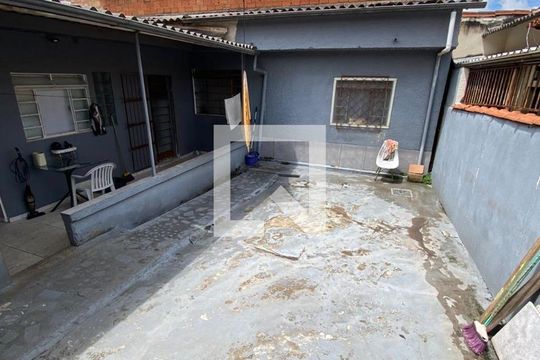 Casa à venda com 2 quartos, 400m² em Alto Caiçaras, Belo Horizonte