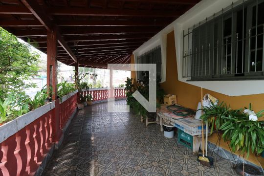 Varanda de casa à venda com 4 quartos, 384m² em Vila Francisco Matarazzo, Santo André