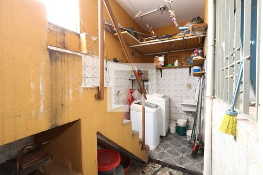 Área de Serviço de casa à venda com 4 quartos, 384m² em Vila Francisco Matarazzo, Santo André