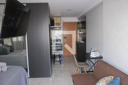 Cozinha de kitnet/studio para alugar com 1 quarto, 38m² em Centro, Guarulhos