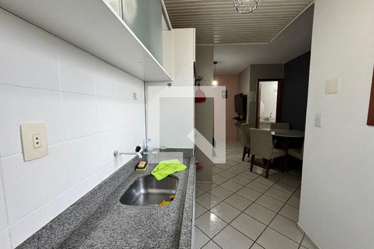 Cozinha de apartamento para alugar com 2 quartos, 30m² em Centro, São Leopoldo