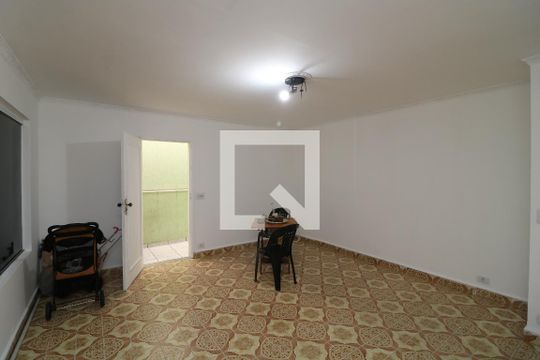Sala de casa à venda com 5 quartos, 240m² em Jardim Cotching, São Paulo