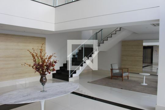 Hall social de apartamento para alugar com 1 quarto, 38m² em Centro, Guarulhos