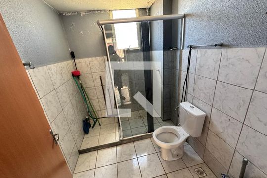 Banheiro de apartamento à venda com 2 quartos, 50m² em Campina, São Leopoldo