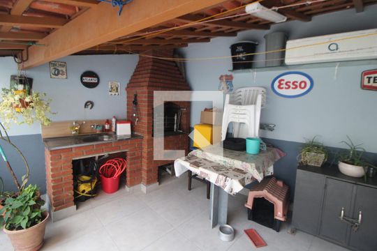 Quintal de casa à venda com 4 quartos, 243m² em Tucuruvi, São Paulo