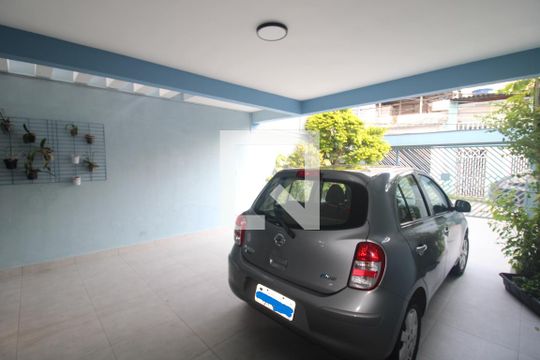 Garagem de casa à venda com 4 quartos, 243m² em Tucuruvi, São Paulo