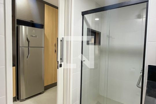Banheiro de kitnet/studio à venda com 1 quarto, 26m² em Vila Primavera, São Paulo