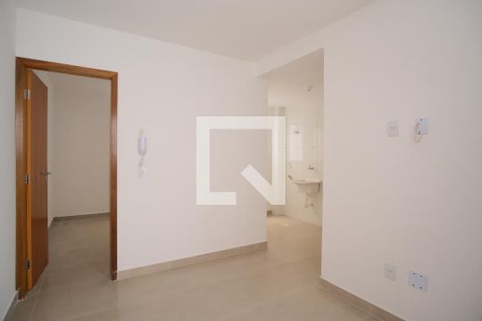 Sala de apartamento para alugar com 1 quarto, 31m² em Vila Esperança, São Paulo