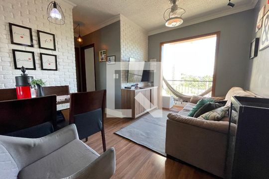 Apartamento à venda com 2 quartos, 50m² em Jardim Celeste, São Paulo