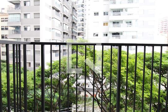 Varanda de kitnet/studio para alugar com 1 quarto, 20m² em Butantã, São Paulo