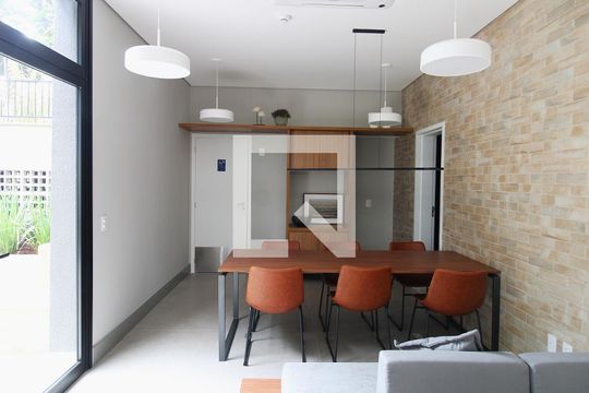 Área comum - Espaço Trabalho de kitnet/studio para alugar com 1 quarto, 20m² em Butantã, São Paulo