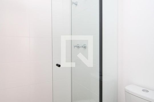 Banheiro de kitnet/studio à venda com 1 quarto, 20m² em Butantã, São Paulo