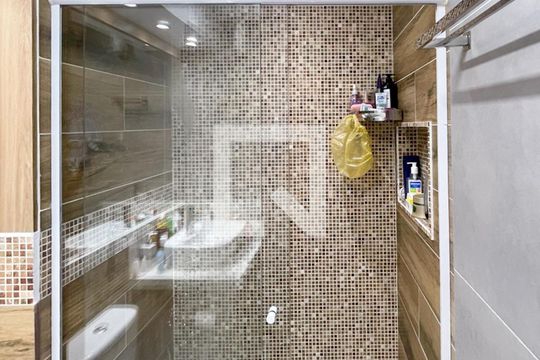 Banheiro - Suíte de apartamento para alugar com 1 quarto, 42m² em Jardim Olavo Bilac, São Bernardo do Campo