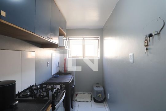 Cozinha e Área de Serviço de apartamento à venda com 2 quartos, 57m² em Centro, Canoas