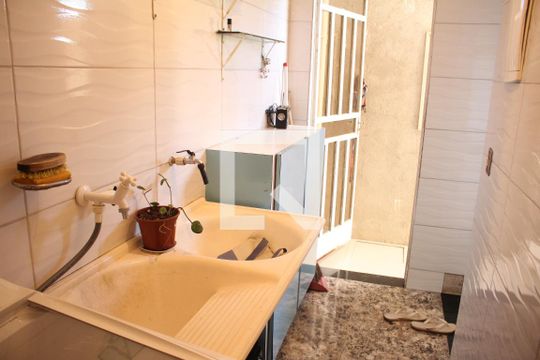 Área de Serviço de casa à venda com 3 quartos, 180m² em Diamante, Belo Horizonte