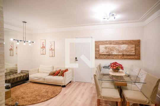 Sala de apartamento à venda com 3 quartos, 100m² em Paraíso, São Paulo