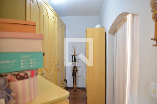 Closet da suíte 4 de casa à venda com 5 quartos, 356m² em Jardim Ocara, Santo André