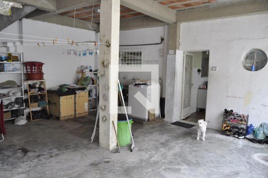 Área de Serviço de casa para alugar com 4 quartos, 450m² em Todos Os Santos, Rio de Janeiro