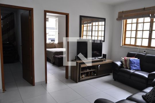 Sala de casa para alugar com 4 quartos, 450m² em Todos Os Santos, Rio de Janeiro