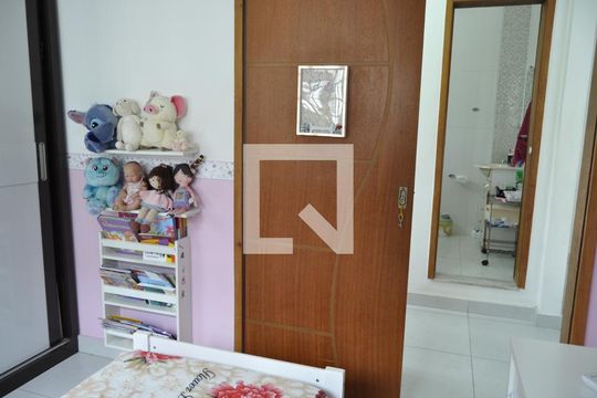 Quarto 3 de casa para alugar com 4 quartos, 450m² em Todos Os Santos, Rio de Janeiro
