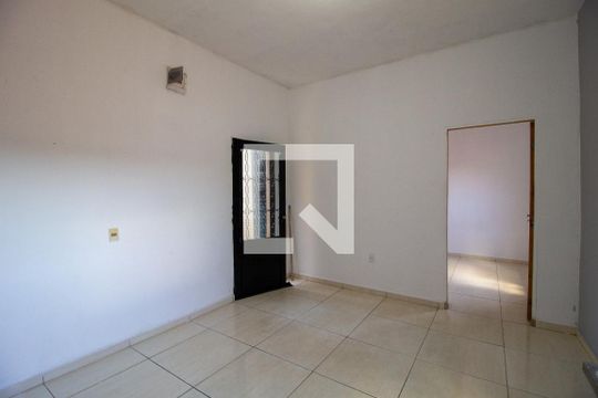 Sala de casa para alugar com 1 quarto, 32m² em Jardim Simus, Sorocaba
