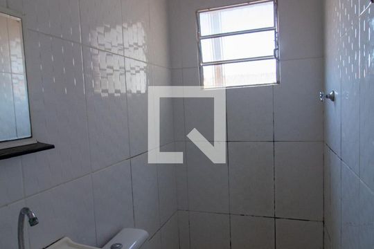 Banheiro de casa para alugar com 1 quarto, 32m² em Jardim Simus, Sorocaba