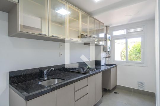 Cozinha de apartamento à venda com 2 quartos, 87m² em Glória, Porto Alegre