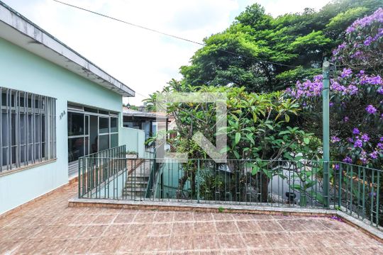 Varanda de casa à venda com 4 quartos, 215m² em Jardim da Saúde, São Paulo