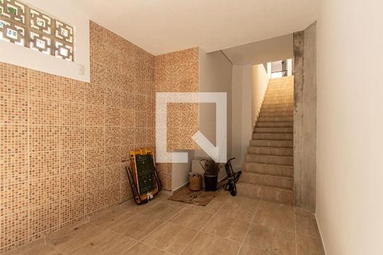 Garagem  de casa para alugar com 1 quarto, 55m² em Vila Leao, Sorocaba
