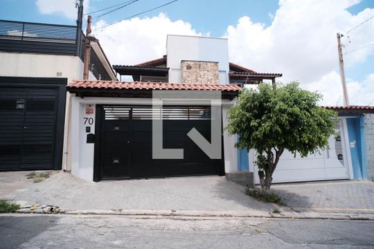Fachada da Casa de casa para alugar com 3 quartos, 125m² em Jardim Santa Maria, São Paulo