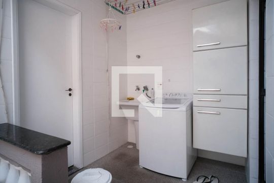 Área de Serviço de casa para alugar com 3 quartos, 125m² em Jardim Santa Maria, São Paulo