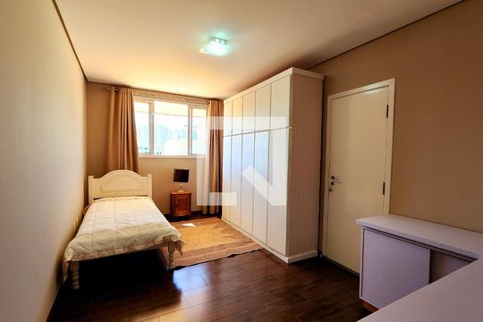 Quarto 5 de casa de condomínio à venda com 6 quartos, 412m² em Jardim Santa Teresa, Jundiaí
