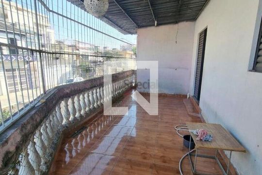 Casa à venda com 6 quartos, 400m² em Vila Carrão, São Paulo
