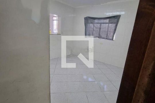 Casa à venda com 6 quartos, 400m² em Vila Carrão, São Paulo