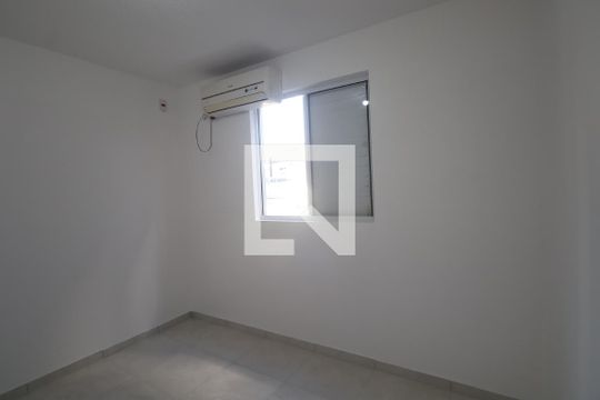 Quarto 2 de apartamento à venda com 2 quartos, 44m² em Centro, Canoas
