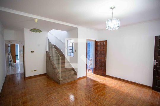 Casa para alugar com 4 quartos, 186m² em Piraporinha, Diadema